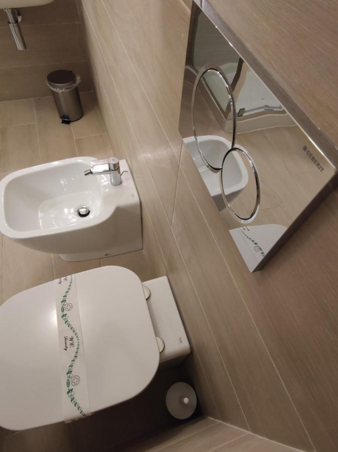 Sami Luxury Rooms 3 8 0 7 9 4 9 2 5 3 Syracuse Luaran gambar