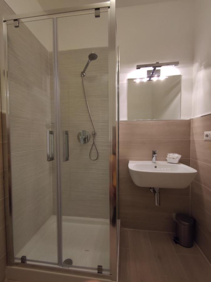 Sami Luxury Rooms 3 8 0 7 9 4 9 2 5 3 Syracuse Luaran gambar
