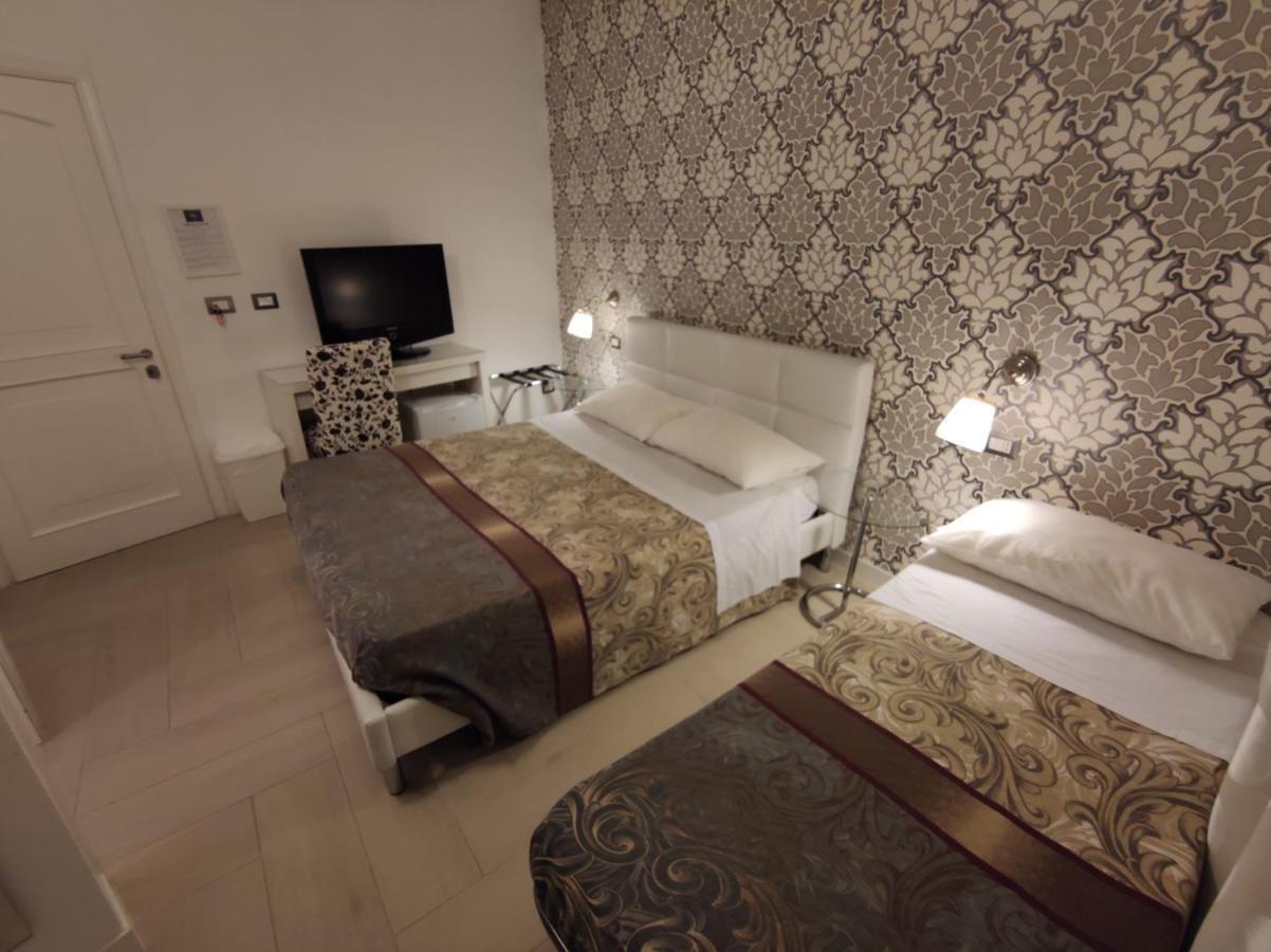 Sami Luxury Rooms 3 8 0 7 9 4 9 2 5 3 Syracuse Luaran gambar