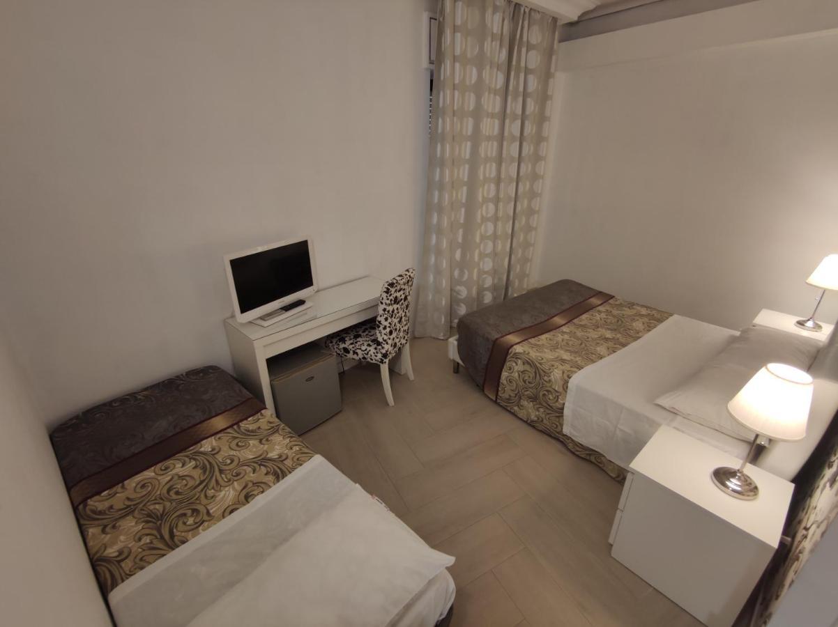 Sami Luxury Rooms 3 8 0 7 9 4 9 2 5 3 Syracuse Luaran gambar