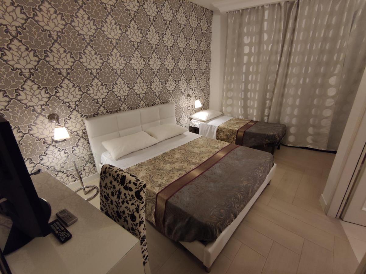 Sami Luxury Rooms 3 8 0 7 9 4 9 2 5 3 Syracuse Luaran gambar