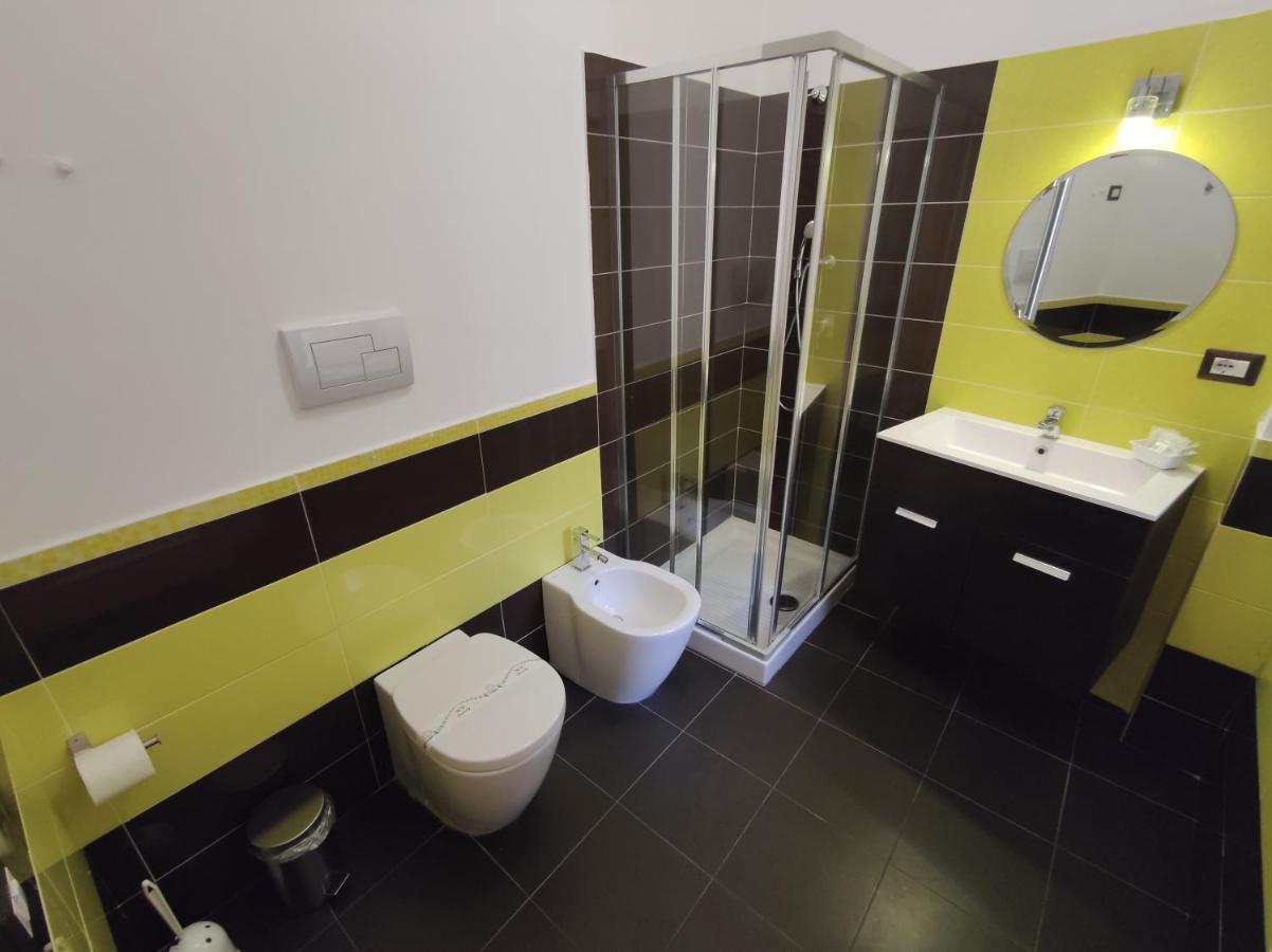 Sami Luxury Rooms 3 8 0 7 9 4 9 2 5 3 Syracuse Luaran gambar
