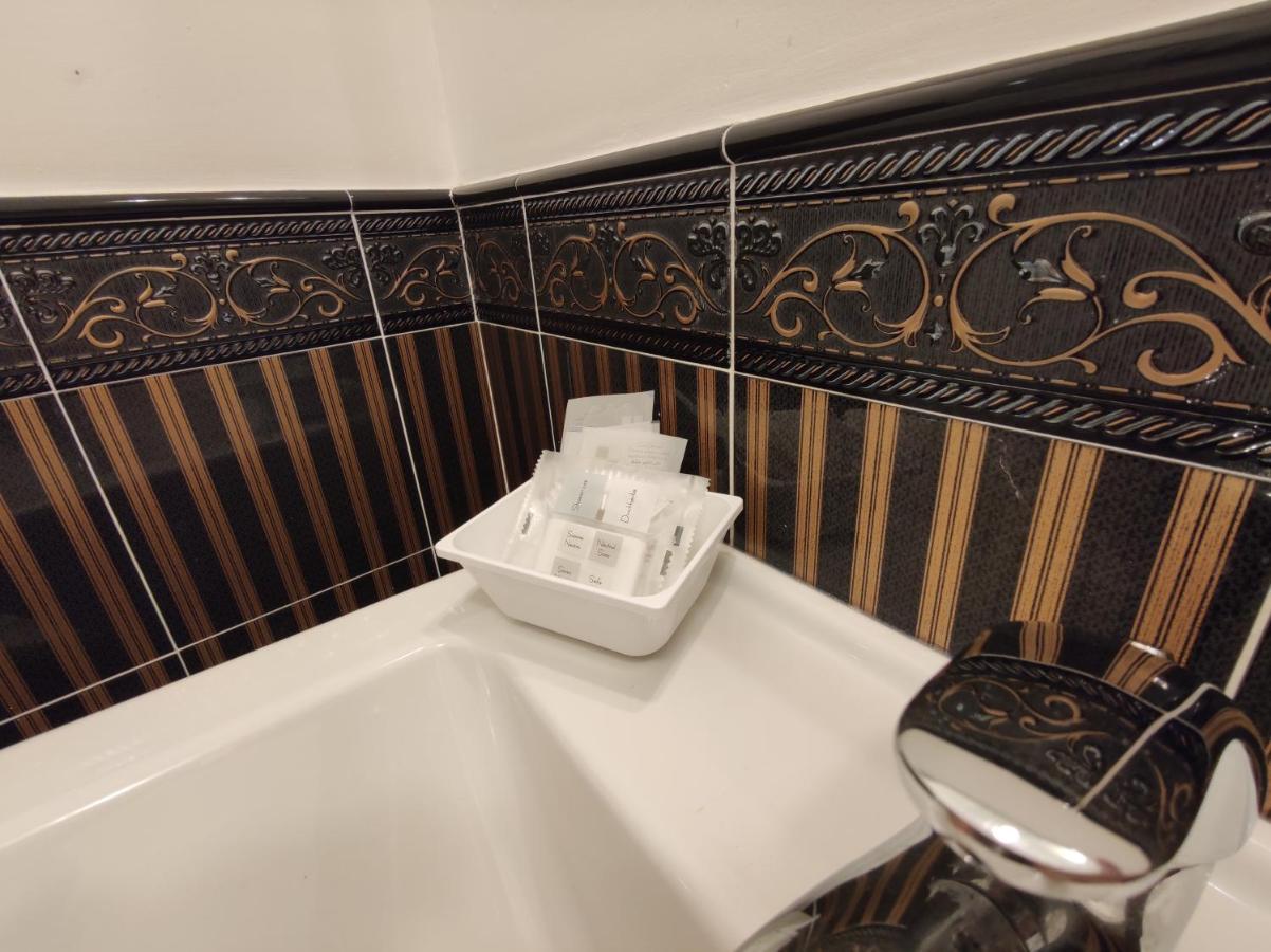 Sami Luxury Rooms 3 8 0 7 9 4 9 2 5 3 Syracuse Luaran gambar