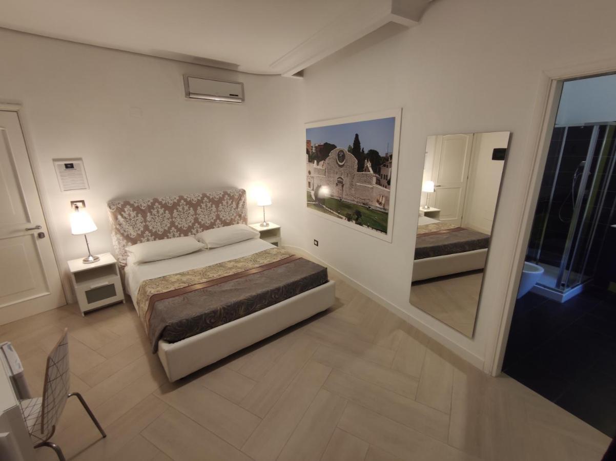 Sami Luxury Rooms 3 8 0 7 9 4 9 2 5 3 Syracuse Luaran gambar